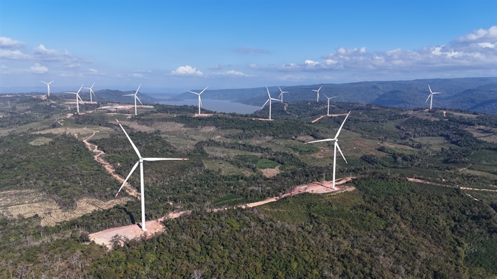 Nhà máy điện gió Savan 1 với công suất 495 MW là dự án năng lượng tái tạo đầu tiên của T&T Group trên đất bạn Lào. Ảnh: Anh Chiến