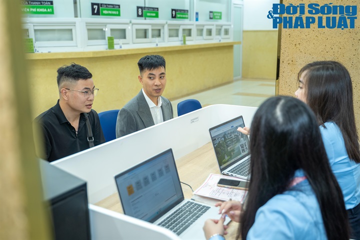 Các đơn vị phối hợp triển khai mô hình nhằm nâng cao chất lượng phục vụ người dân, thúc đẩy cải cách hành chính và chuyển đổi số. Ảnh: Di Hân