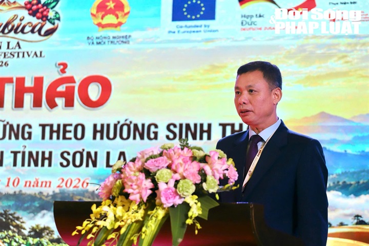 Ông Nguyễn Thành Công, Phó Chủ tịch UBND tỉnh Sơn La, phát biểu tại hội thảo. Ảnh Ngọc Lâm.