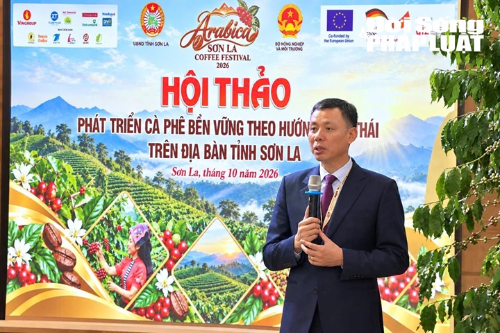 Ông Nguyễn Thành Công, Phó Chủ tịch UBND tỉnh, phát biểu bế mạc hội thảo. Ảnh Ngọc  Lâm.