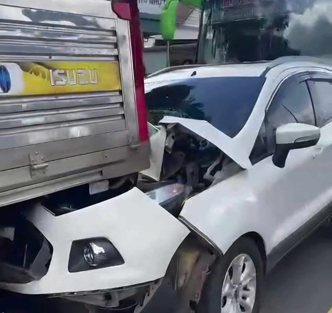 Hiện trường vụ tai nạn thương tâm. Ảnh: Lao động