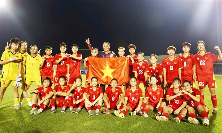 Các cầu thủ nữ U17 Việt Nam được thưởng 900 triệu đồng sau ba trận thắng tại vòng loại giải U17 châu Á 2027.