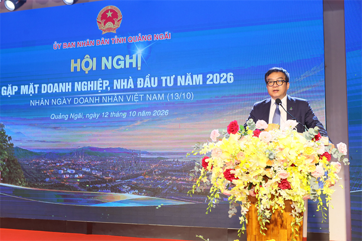 Tổng Giám đốc BSR Nguyễn Việt Thắng cam kết sẽ triển khai sâu rộng 6 ý kiến chỉ đạo của Chủ tịch UBND tỉnh Quảng Ngãi và tập trung phát triển BSR theo 4 định hướng chiến lược trong các giai đoạn tiếp theo.