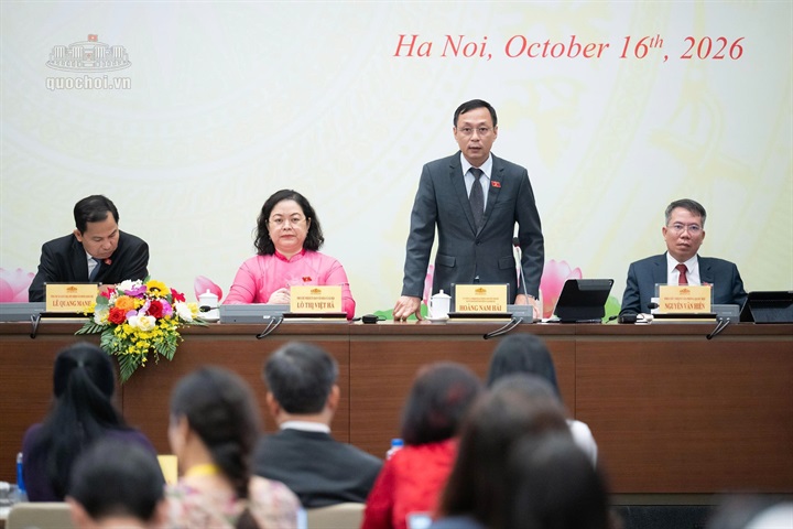 Ông Hoàng Nam Hải thông tin tại họp báo (Ảnh: Media Quốc hội).