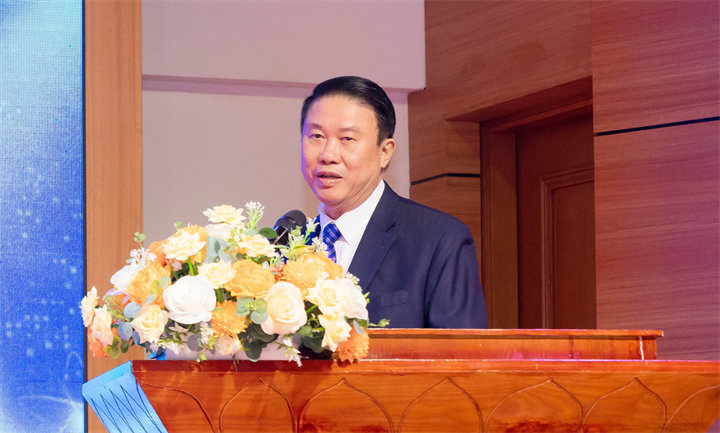 TTƯT.PGS.TS.BSCC Trần Đình Hà thông tin tại Hội thảo (Ảnh: Trung Tuyến).