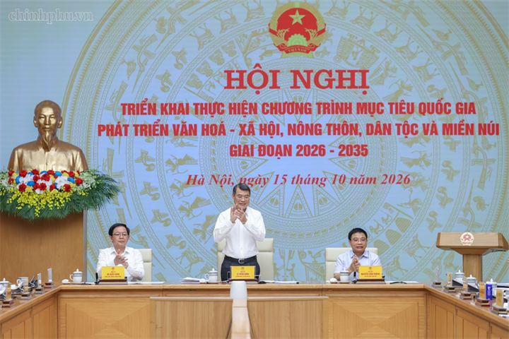 Thủ tướng Lê Minh Hưng chủ trì Hội nghị triển khai Chương trình mục tiêu quốc gia phát triển văn hóa - xã hội, nông thôn, dân tộc miền núi - Ảnh: chinhphu.vn/Nhật Bắc