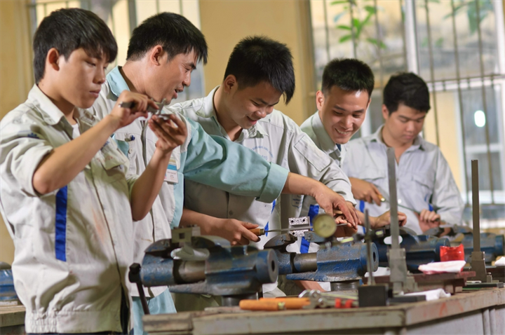 Khung chương trình quy định thống nhất các tiêu chuẩn tối thiểu về mục tiêu, chuẩn đầu ra. Ảnh: MOET