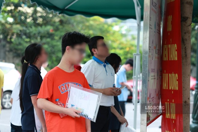 Theo dự thảo sửa đổi quy chế tuyển sinh đại học, từ năm 2027 dự kiến không còn điểm cộng do cơ sở đào tạo tự quy định đối với chứng chỉ ngoại ngữ. Ảnh: Hải Nguyễn/Dân trí