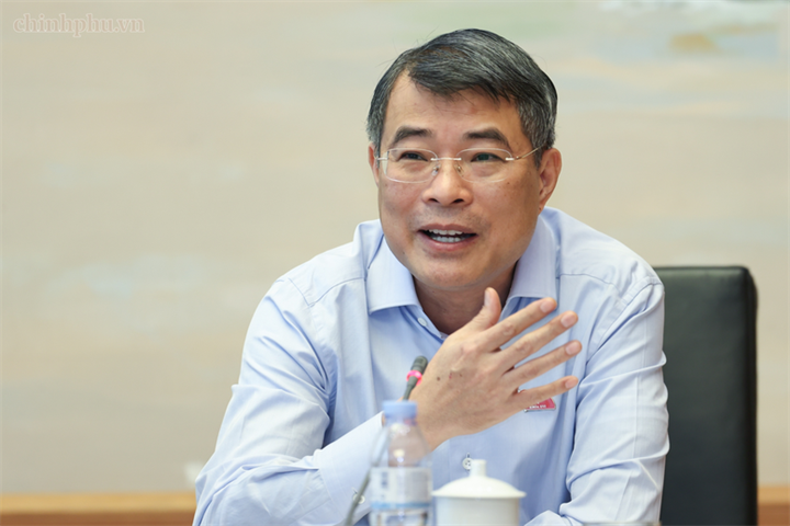 Thủ tướng Lê Minh Hưng phát biểu thảo luận tại tổ - Ảnh: chinhphu.vn/Nhật Bắc