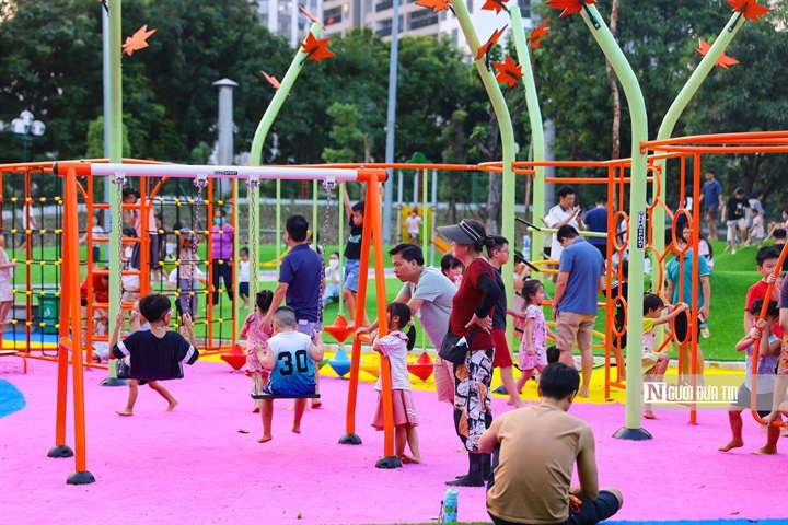 Bộ trưởng Lâm Thị Phương Thanh cho rằng, cần quy định rõ tỉ lệ, tiêu chí bố trí đất cho các công trình, không gian sinh hoạt cộng đồng (Ảnh: Ngọc Tân).