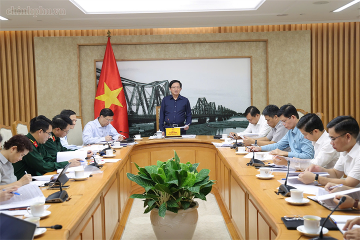 Phó Thủ tướng Hồ Quốc Dũng chủ trì cuộc họp với các bộ, cơ quan về Kế hoạch phòng, chống thiên tai quốc gia giai đoạn 2026-2030 - Ảnh: chinhphu.vn/Gia Huy