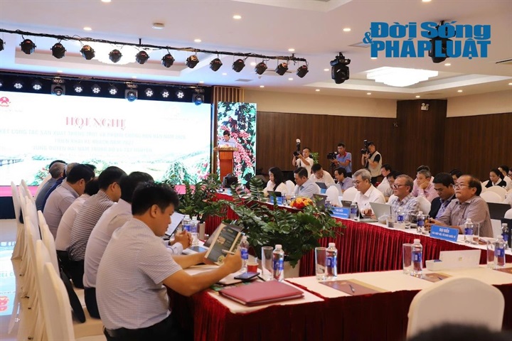 Để chủ động phòng, chống hạn hán, xâm nhập mặn, Bộ Nông nghiệp và Môi trường đã ban hành quy trình phòng, chống hạn hán, xâm nhập mặn phục vụ sản xuất nông nghiệp tại các vùng thường xuyên chịu ảnh hưởng. Ảnh: NVCC