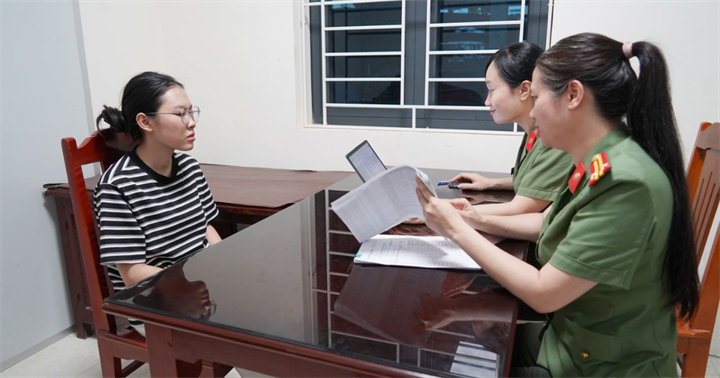 Đối tượng Mai Nguyễn Như Ngọc tại cơ quan Công an. (Ảnh: Công an Thanh Hóa)