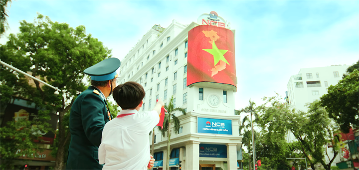 NCB và Tùng Dương đã kết mối duyên từ MV “Việt Nam - Tự hào tiếp bước tương lai”. Nguồn ảnh NCB