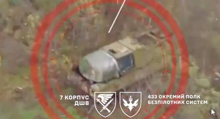 Hệ thống tên lửa phòng không Buk-M1 của Nga. (Ảnh chụp màn hình từ video/Defence Express)