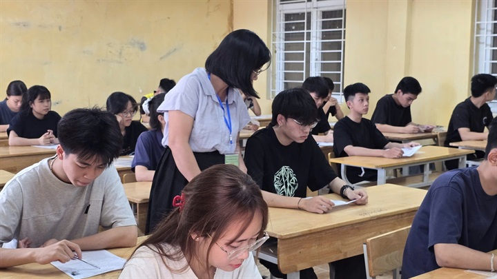 Việc đổi mới tiêu chí đánh giá cần kết hợp kết quả học tập với mức độ đáp ứng chuẩn đầu ra, sự tiến bộ của người học - Ảnh: chinhphu.vn/TT