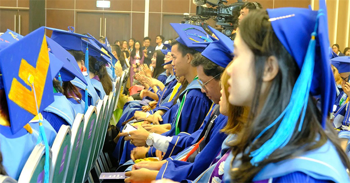 Bằng đại học xếp loại cao từ khá, giỏi đến xuất sắc hiện chỉ là điều kiện cần chứ chưa đủ để một ứng viên được tuyển dụng. Ảnh minh họa: Thanh niên