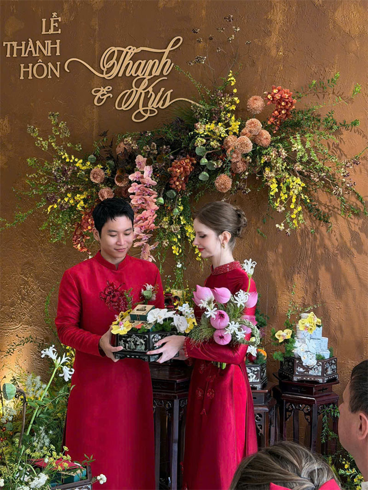 Khoảnh khắc đặc biệt của cô dâu Nga thu hút hàng triệu lượt xem trên TikTok.