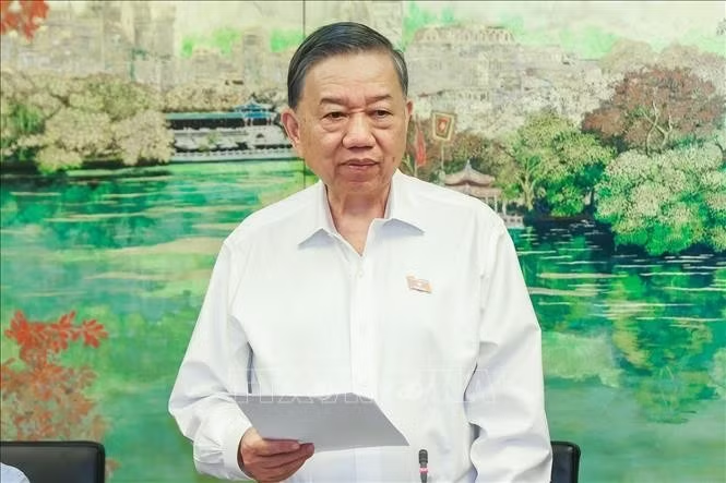 Tổng Bí thư, Chủ tịch nước Tô Lâm, đại biểu Quốc hội TP Hà Nội phát biểu. Ảnh: Doãn Tấn/TTXVN