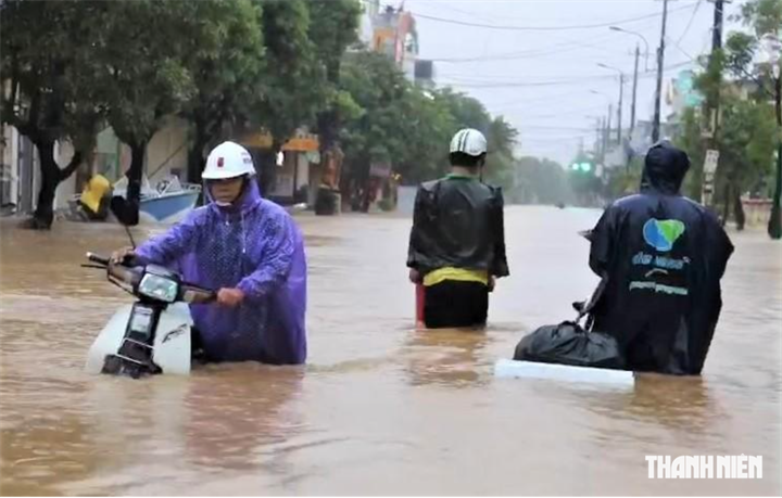 Dự báo thời tiết miền Trung mưa lớn 3 ngày từ 27 - 29/10. ẢNH: QUANG NAM