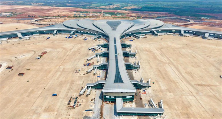 Công tác phân bổ chuyến bay và tổ chức khai thác đang được các cơ quan quản lý, đơn vị khai thác sân bay và các hãng hàng không phối hợp xây dựng. Ảnh: VGP.