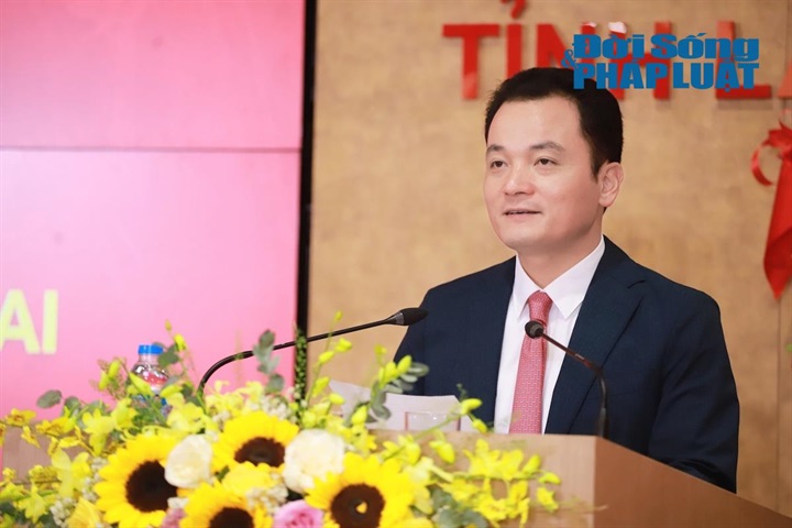 Phó Chủ tịch Ủy ban nhân dân tỉnh Lào Cai Giàng Quốc Hưng phát biểu tại Đại hội