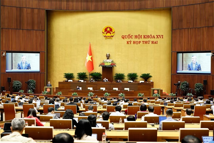 Chiều 29/10/2026, Bộ trưởng Bộ Tài chính Ngô Văn Tuấn phát biểu giải trình, làm rõ một số vấn đề đại biểu Quốc hội nêu. Ảnh: Doãn Tấn/TTXVN