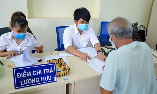 Bộ Nội vụ đề xuất nâng lương hưu lên 3,8 triệu đồng/tháng với người nghỉ hưu trước năm 1995
