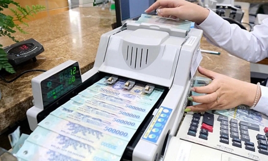 Từ 1/7, ngân hàng phải cung cấp số dư tài khoản của khách hàng cho cơ quan thuế khi nào?