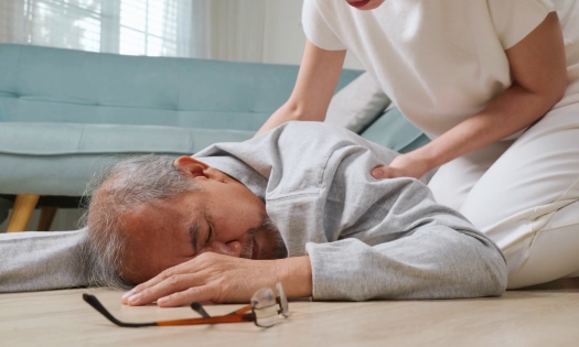 Ai dễ bị đột quỵ sau kỳ nghỉ dài?