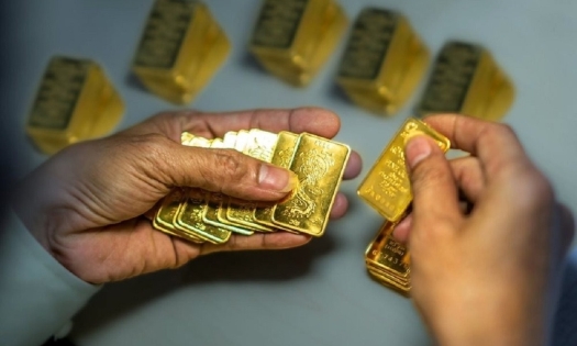 Mua bán vàng “trao tay” trái phép sẽ bị phạt đến 400 triệu đồng