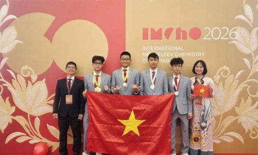 Học sinh Việt Nam giành giải cao tại 