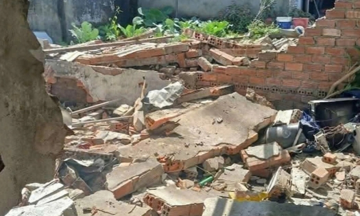 Sập nhà nghi do chế tạo pháo, một người bị thương nặng