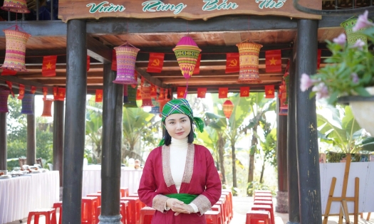 Nữ ứng viên người Thổ và khát vọng đưa tiếng nói phụ nữ miền núi tới nghị trường