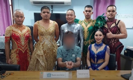 Cảnh sát Thái Lan cải trang giả làm vũ công, bất ngờ tóm gọn tội phạm ma túy ngay giữa đám đông