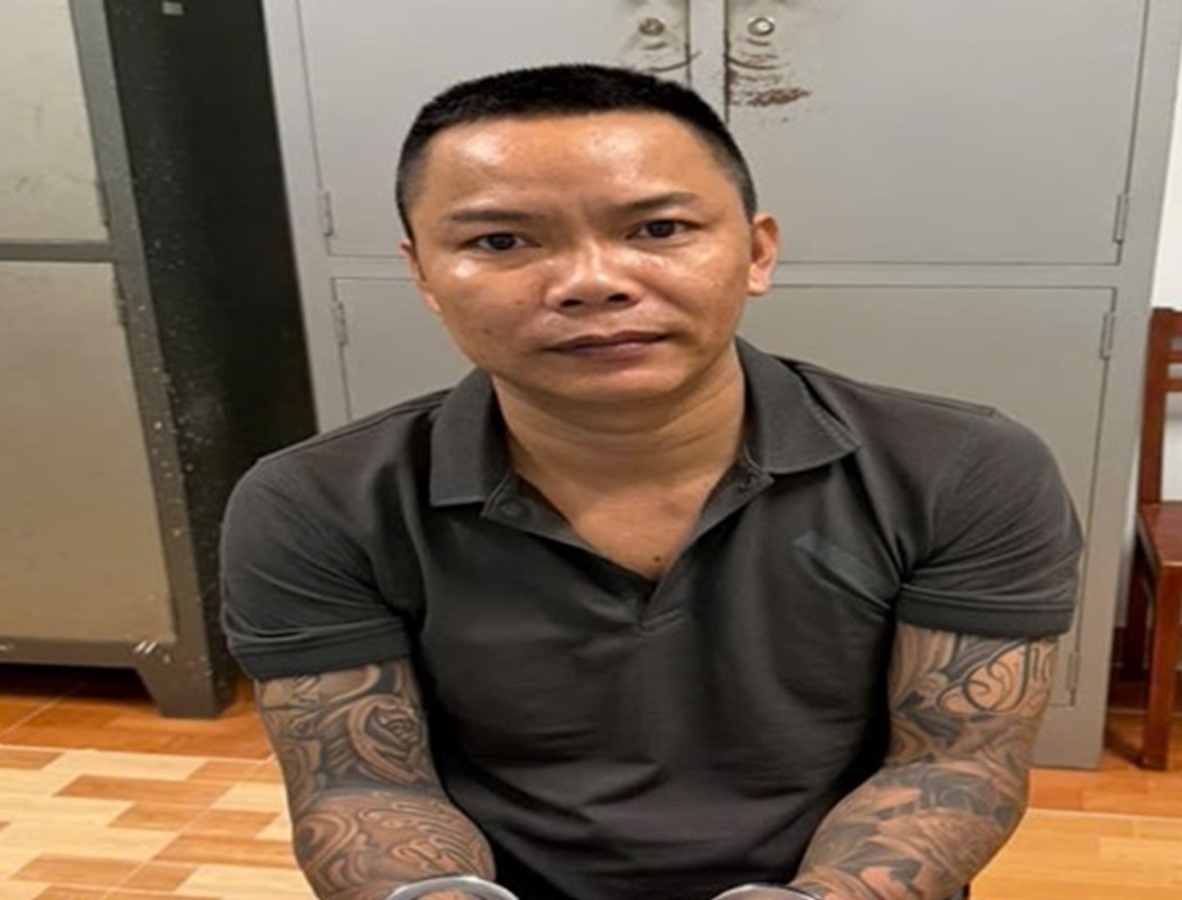bat-tam-giam-doi-tuong-tu-vao-vao-nha-con-no-thao-do-do-dac.jpg